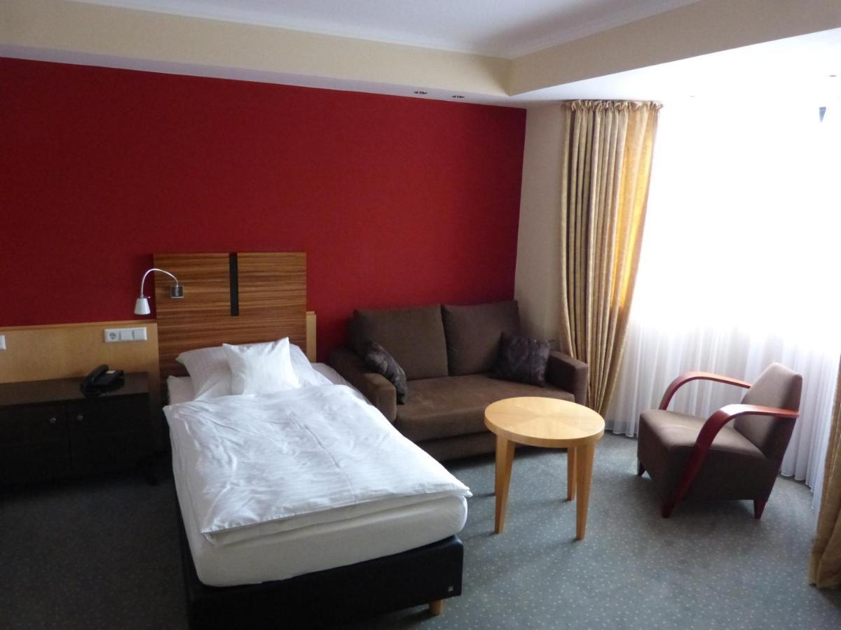 Hotel Roshop Barnstorf ภายนอก รูปภาพ